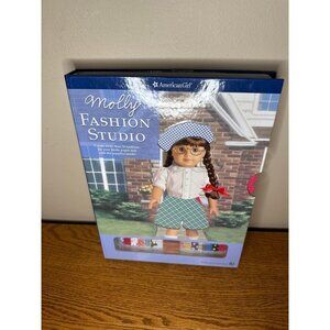 MOLLY FASHION STUDIO (AMERICAN GIRL FASHION STUDIO) By Teri Witkowski new